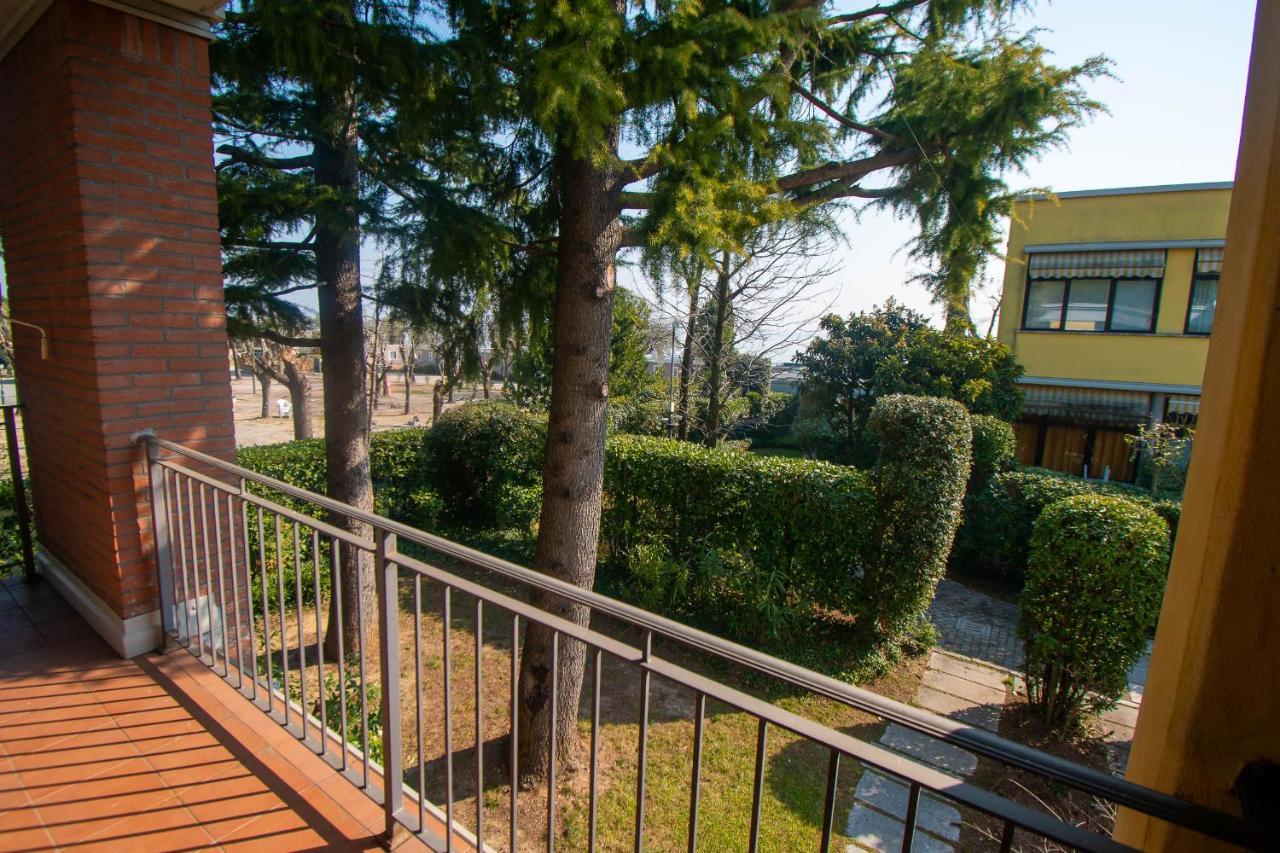 Lato Soleggiato @Gardazzurro Padenghe sul Garda Exterior foto