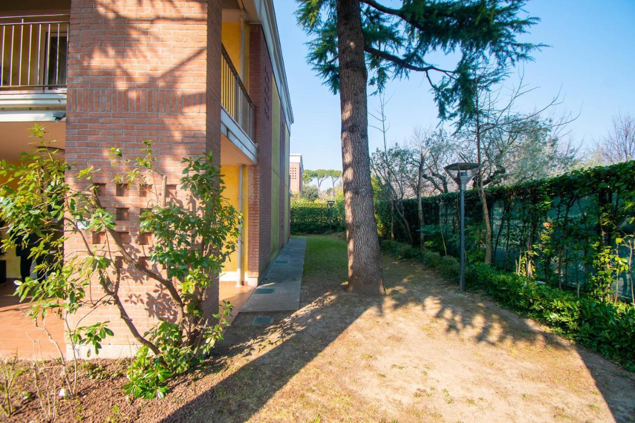Lato Soleggiato @Gardazzurro Padenghe sul Garda Exterior foto