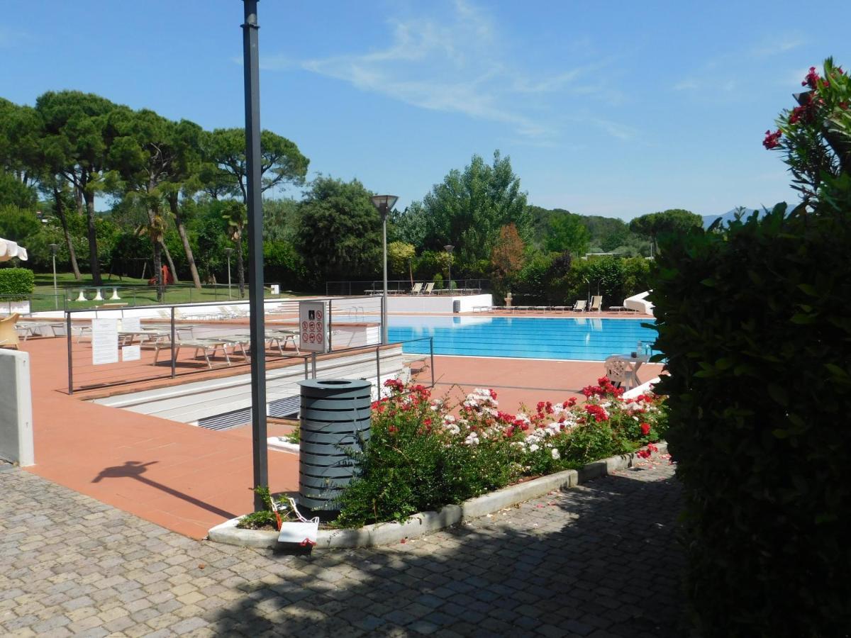 Lato Soleggiato @Gardazzurro Padenghe sul Garda Exterior foto