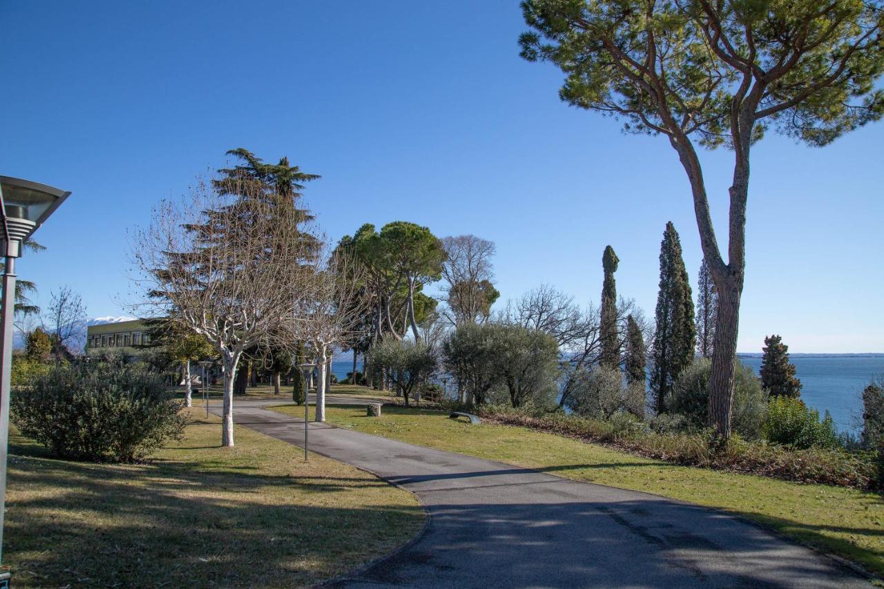 Lato Soleggiato @Gardazzurro Padenghe sul Garda Exterior foto