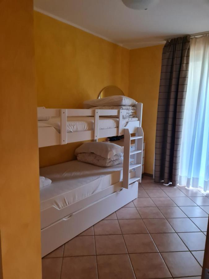Lato Soleggiato @Gardazzurro Padenghe sul Garda Exterior foto